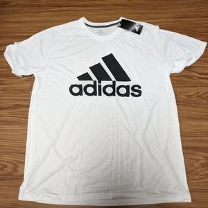 NEW Adidas T-Shirt